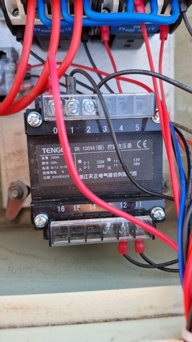 Электрик недорого круглосуточно, установка автомата, счётчик меркурий