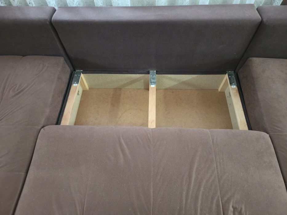 Coltar extensibil în forma de U