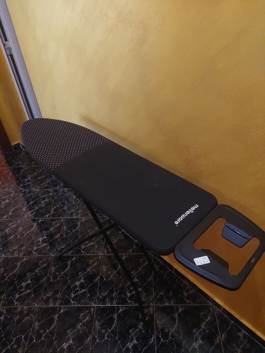 Дъска за гладене, черна, 125x35