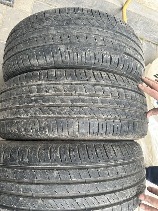 Продам б/у шины 7 штук