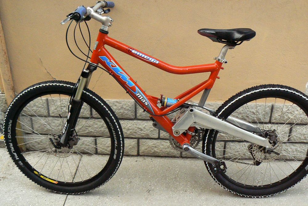 Bicicleta mountain bike full suspensie KTM