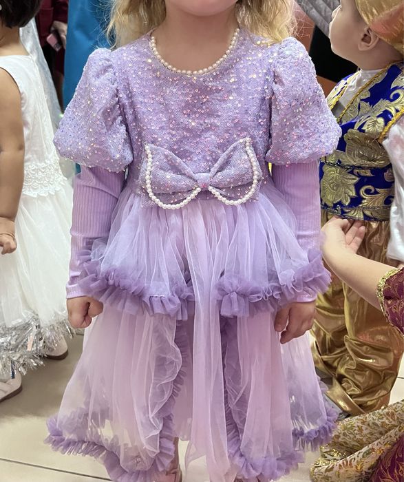 Нарядное платье