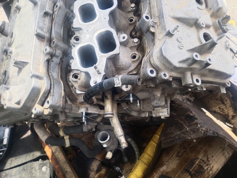 Двигатель на Лексус тоиоту 2GR