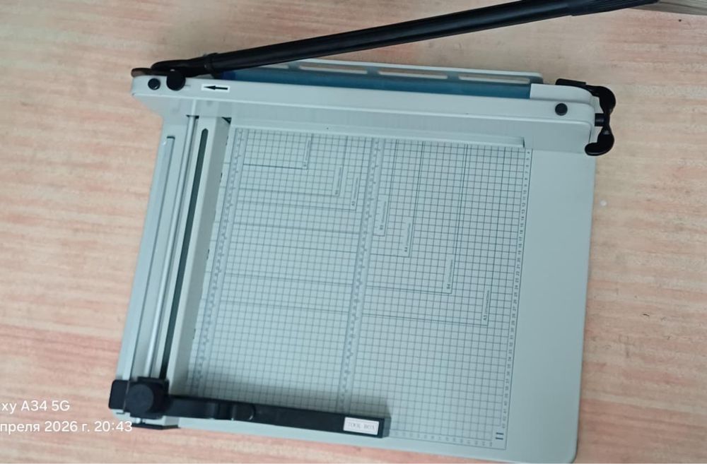 Резак для бумаг RAYSON RC-518, А3 формат, белый