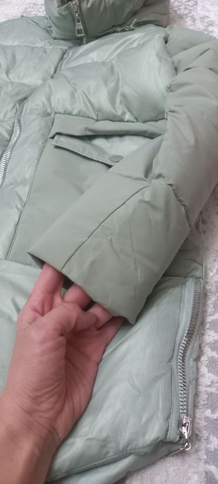 Продам демисезонную куртку