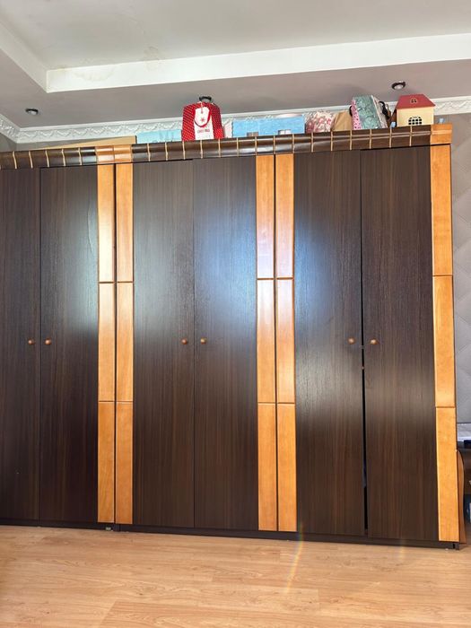 Продам спальный гарнитур