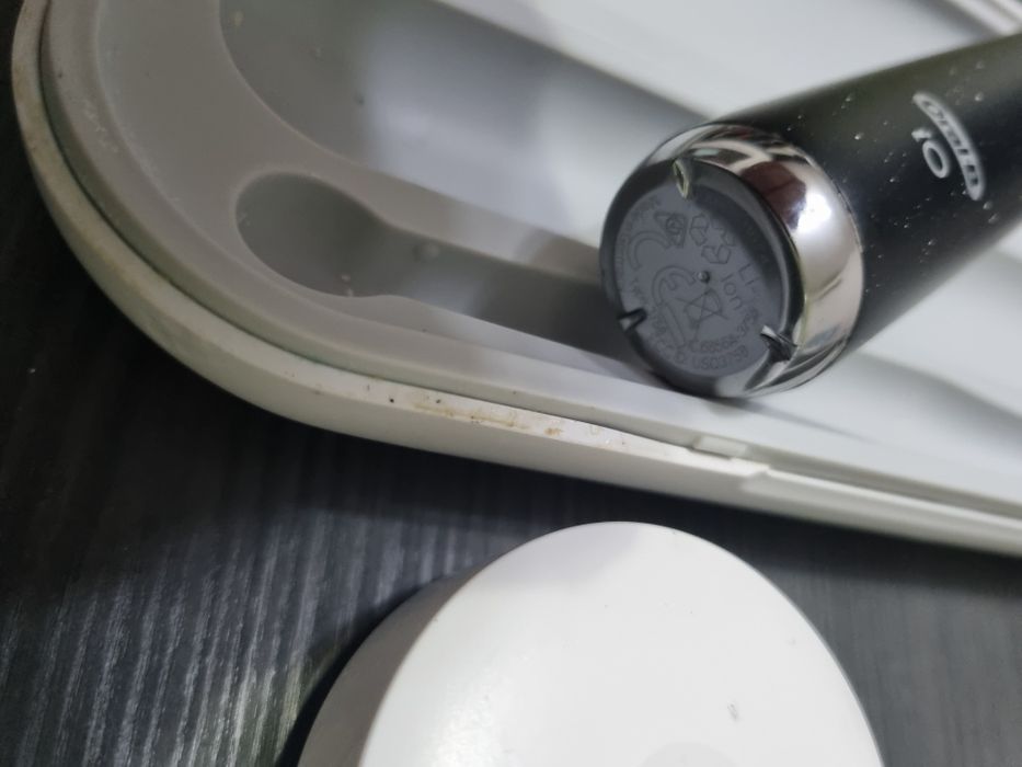 Periuta oral b iO 10