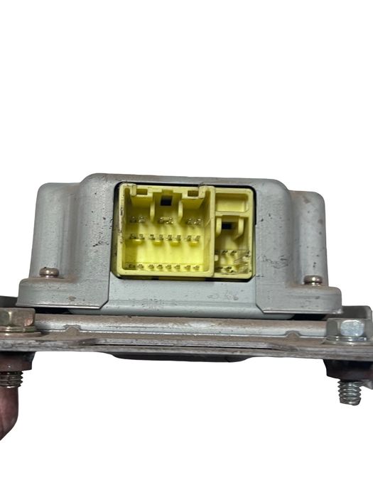 Modul/Unitate De Control Airbaguri Mitsubishi L200 - 2002 Mr522940