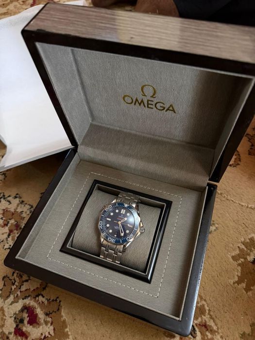 Продается наручные часы омега seamaster