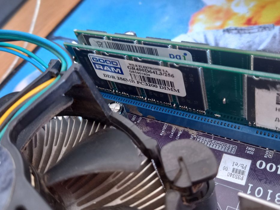 Продам комплект мат плата+процессор +блок +кулер+озу