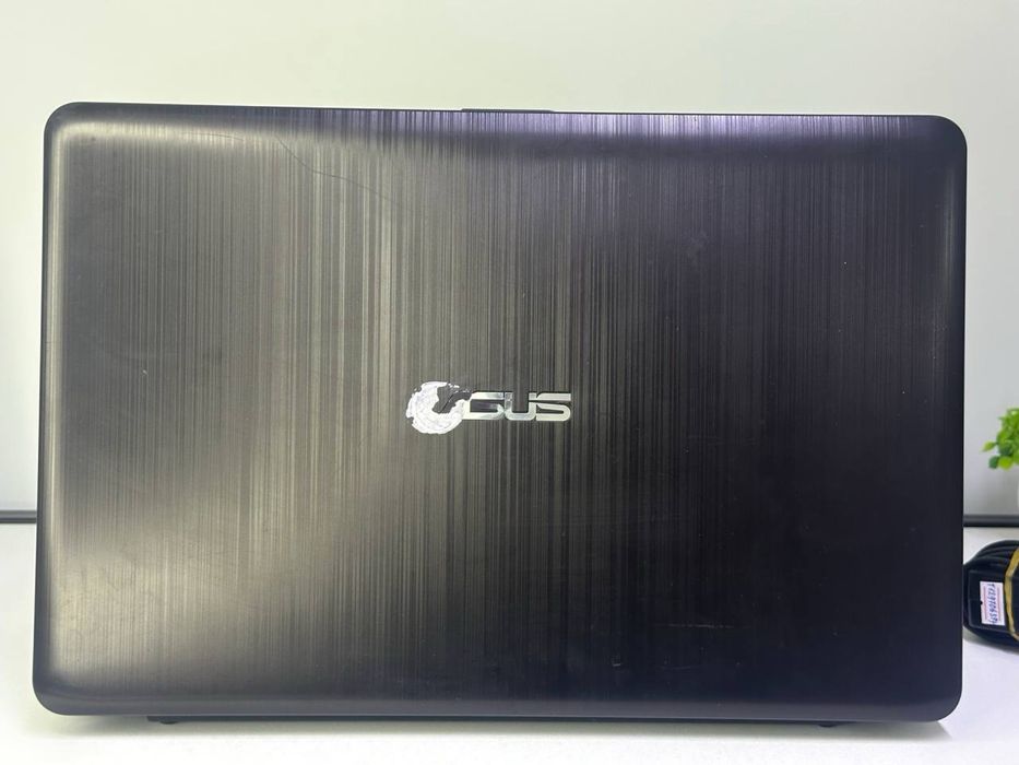 Ноутбук ASUs Pentium N4200 | GeForce 920MX