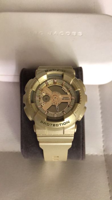 Часовник Baby G златист Намален