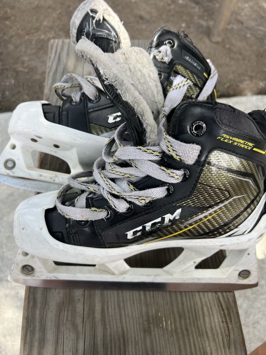 Коньки вратарские