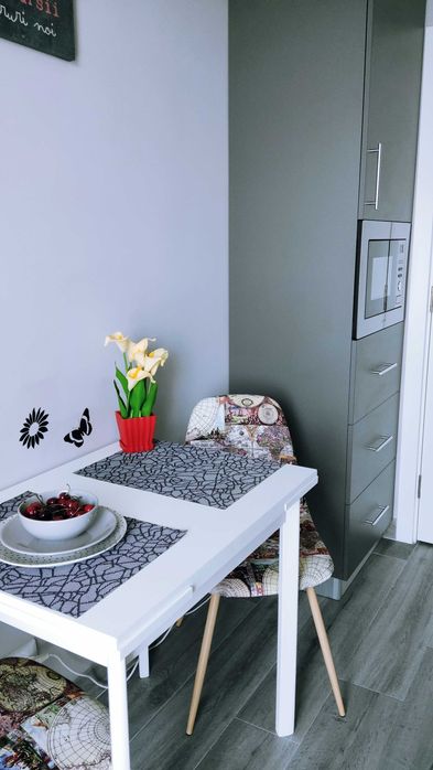 Închiriez apartament