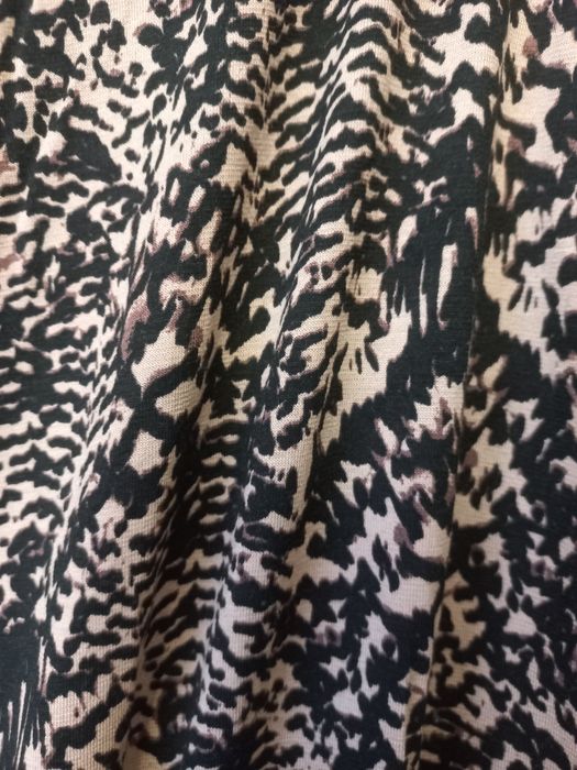 Salopeta Junarose, M