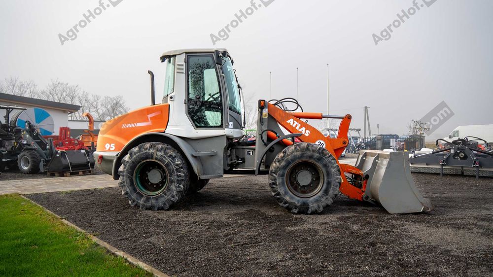 Încărcător frontal (stare folosită) / Atlas AR 95