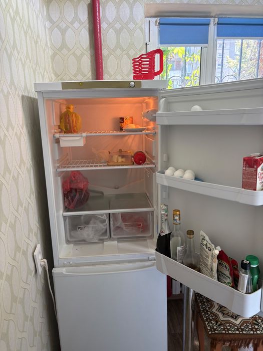 Холодильник indesit