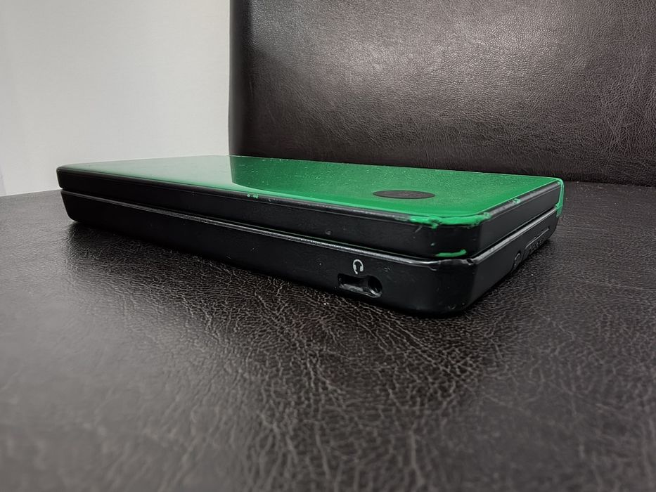 Nintendo DSi XL, verde, card modare inclus