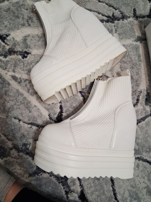 Ghete primavara marimea 39