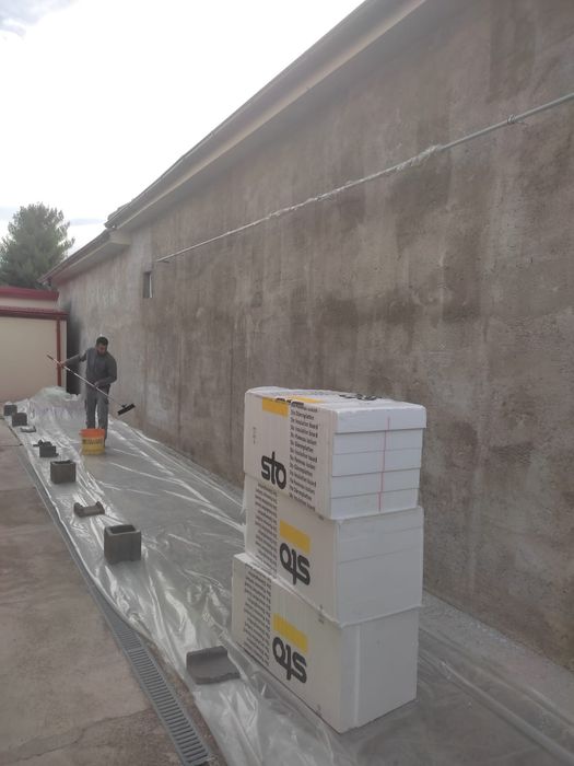 Construcții si renovări case vechii!!