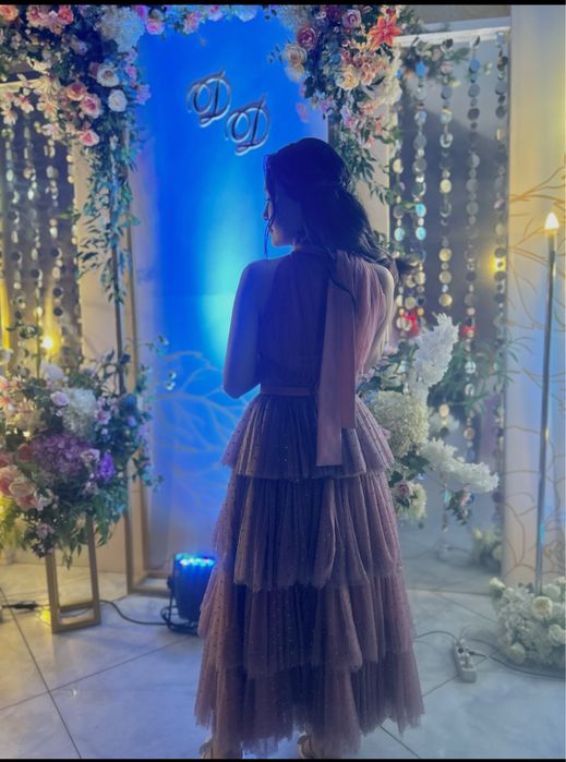 Платье вечернее