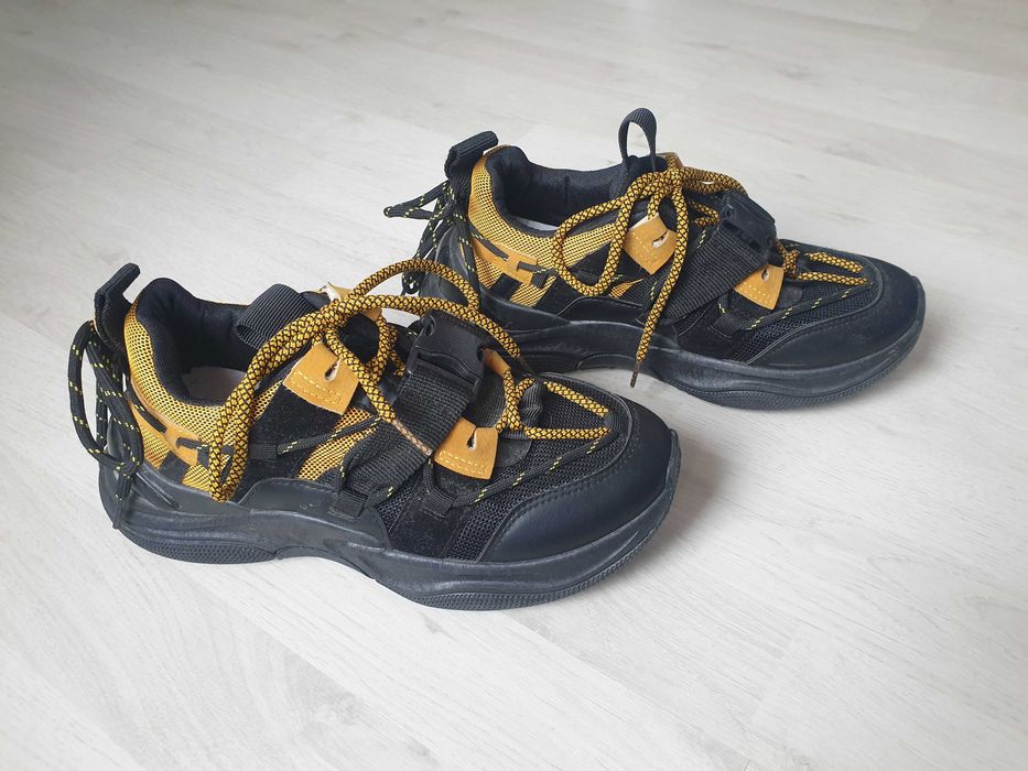 Pantofi sport marimea 36
