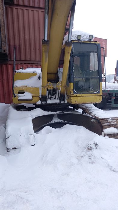 Экскаватор Komatsu