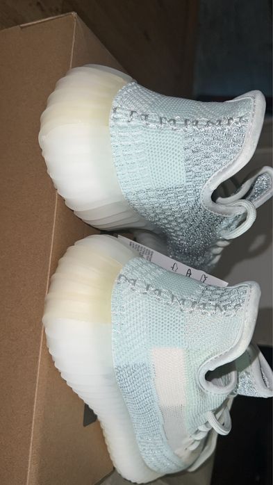 Yeezy  Boost 35 V2 Cloud Reflective