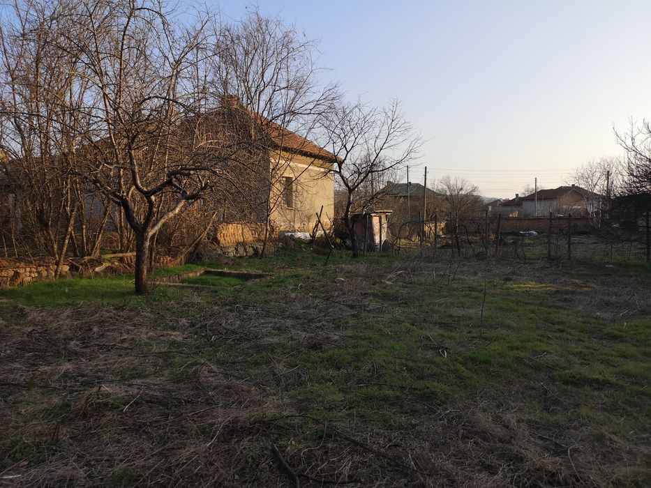 Продава се Къща в с. Комарево, Област Плевен - 164 кв.м за 93 €/кв.м - Снимка #3