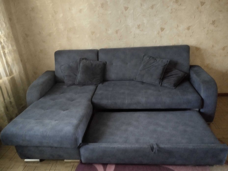 Продам диван в отличном состоянии