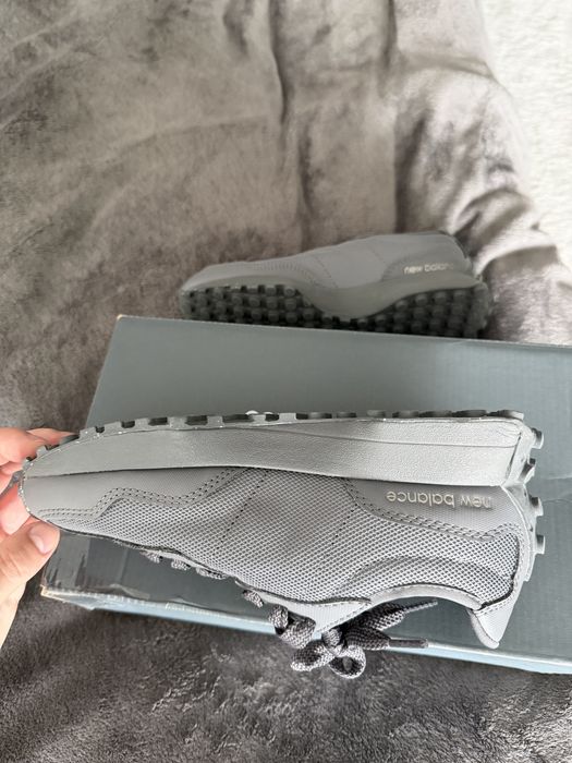 New Balance 327 culoare gri inchis marimea 37.5 noi originali