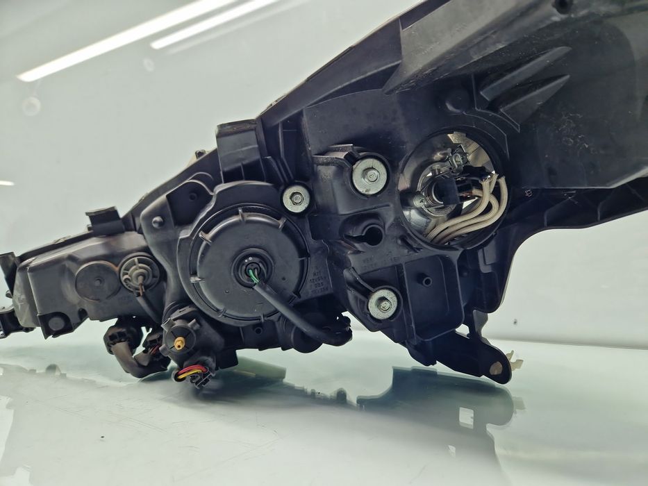 Far dreapta PEUGEOT 4007 [Fabr 2007-2012] P7140