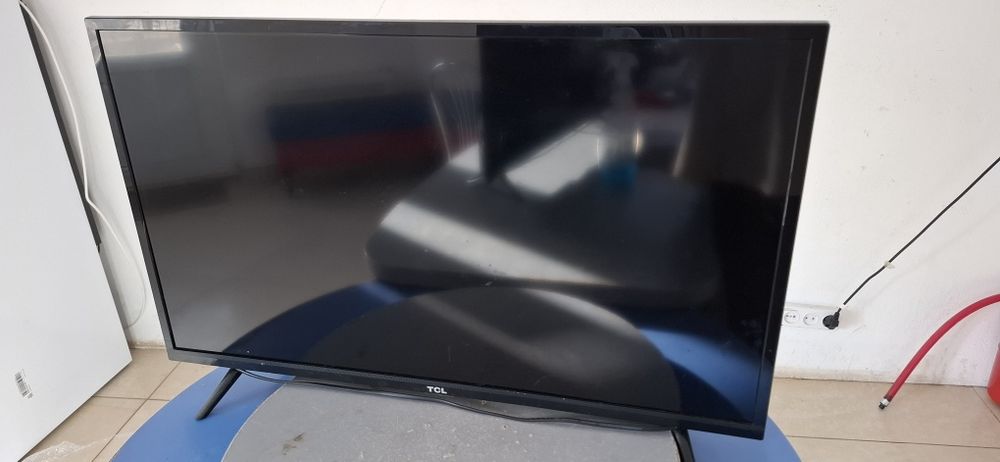 Продам телевизор