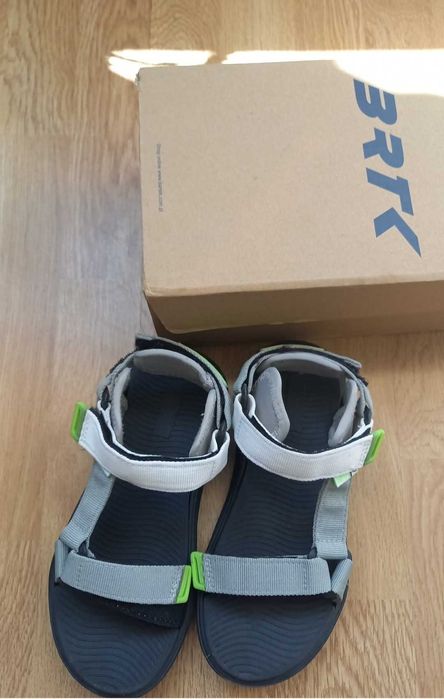 Sandale Bartek marimea 37