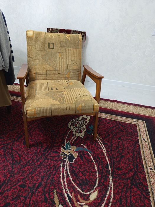 Большой расскладной диван + 2 кресло