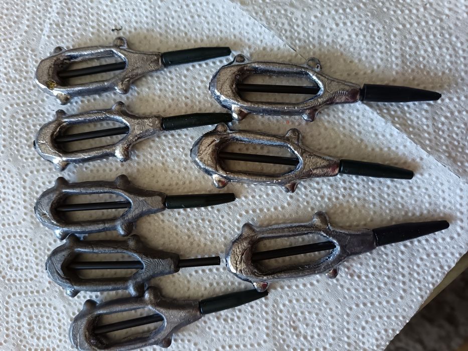 Plumbi și ace pentru pescuit