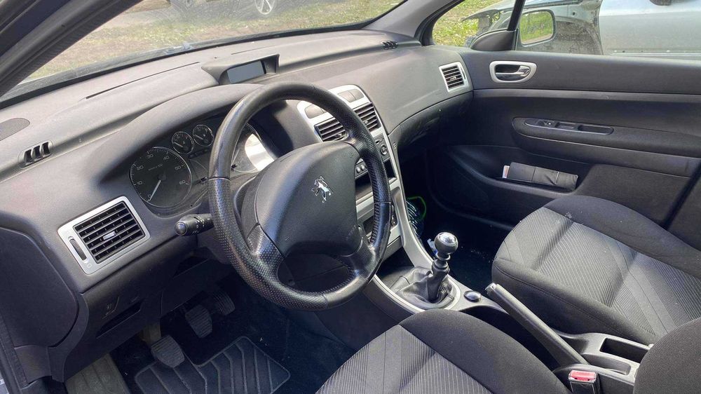 Peugeot 307 / пежо 307 на части