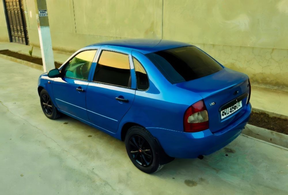 Lada Kalina Sotiladi