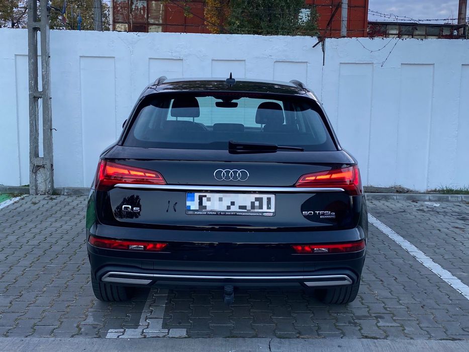 Audi Q5 2023 Plug In AVARIAT