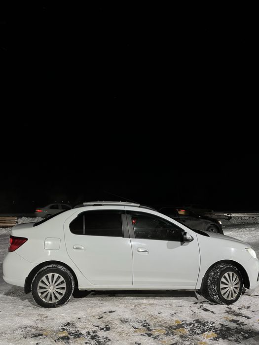 Renault Logan 2018 год