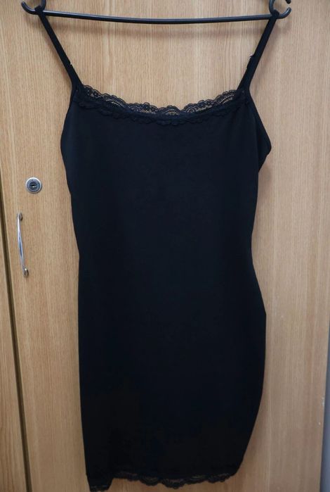 Rochie de damă cu bretele spaghetti