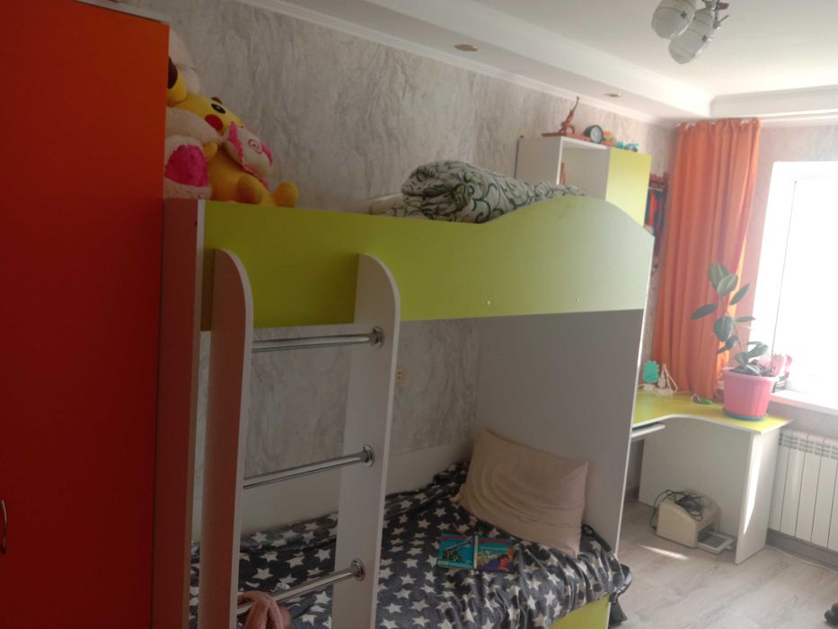 Продам детскую стенку