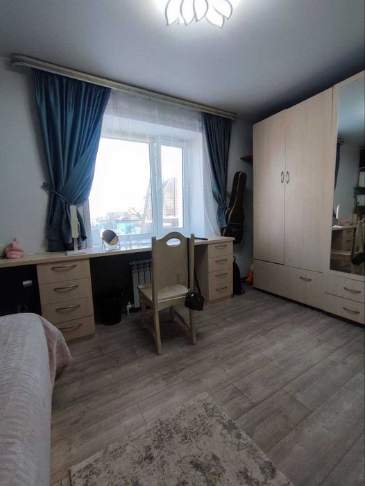 Продам трехкомнатную с отличным ремонтом