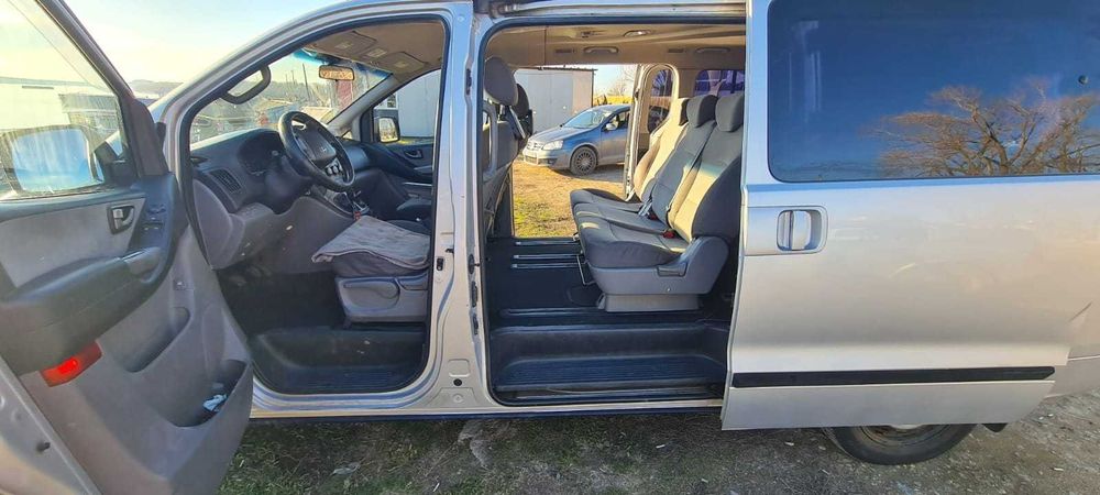VOLKSWAGEN Caravelle 2009 — imagine 4