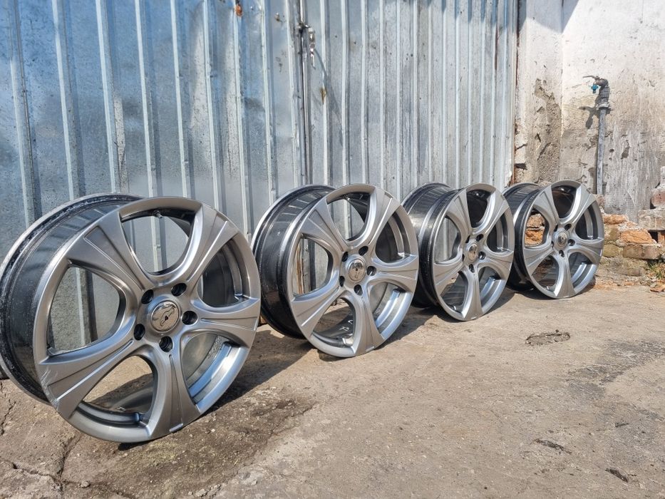 Jante R17 Aliaj 5x114.3 / 7J ET 50 Com4wheels Hyundai Renault Duster