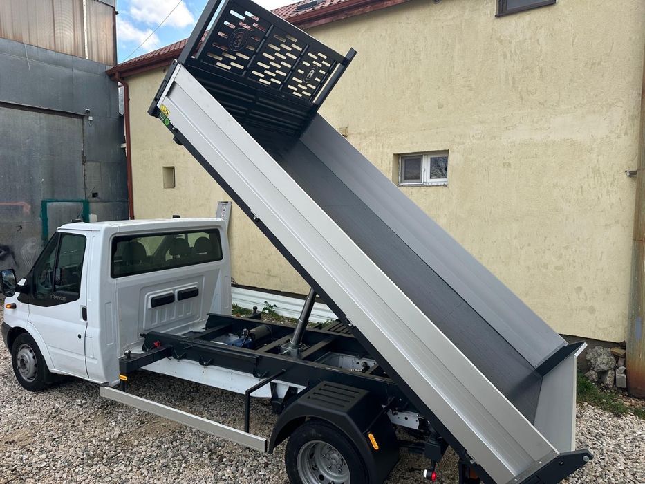 Vand Ford Transit basculabil carosat nou!