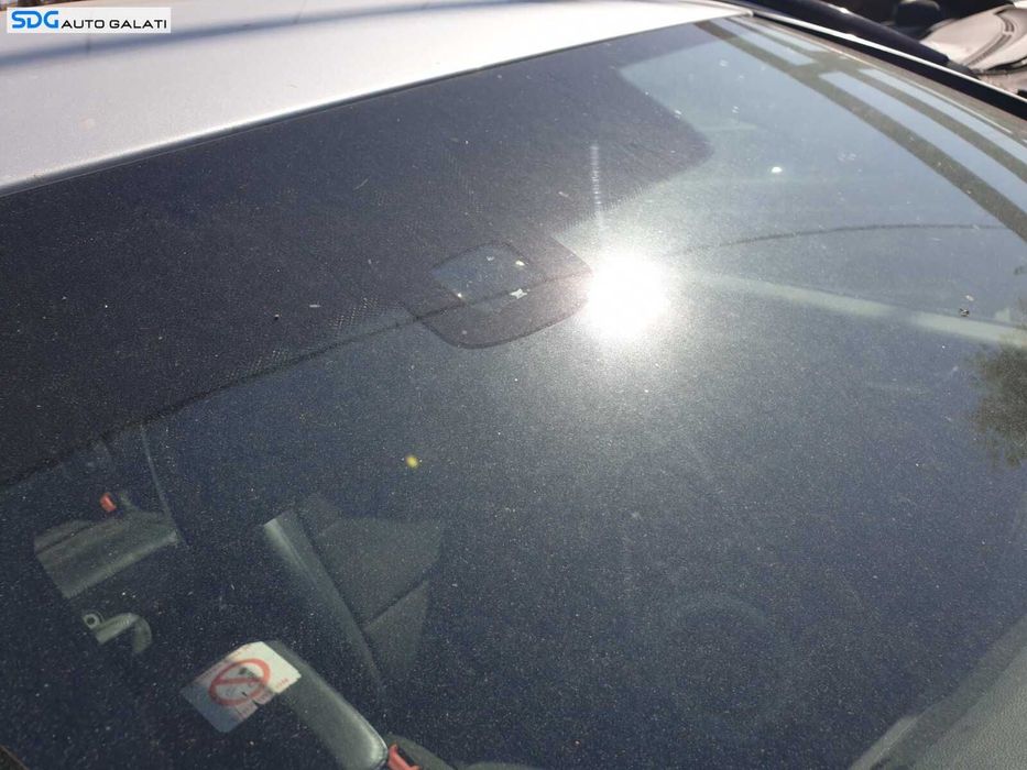 Parbriz Geam Sticla cu Senzor Ploaie Lumina Fara Incalzire Skoda Superb 2 2008 - 2015 Cod 43R010383 [C4201]