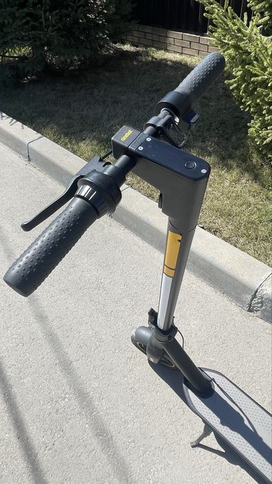 Продам самокат NineBot G30