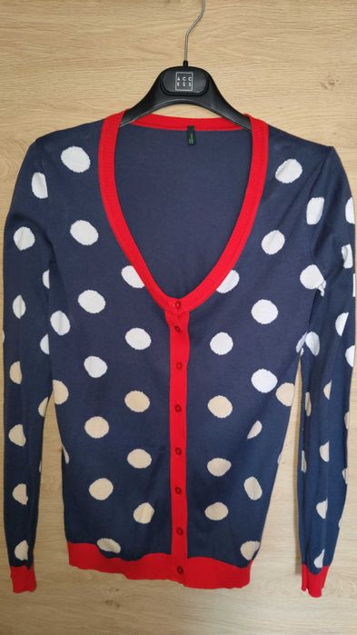 Benetton жилетка, размер Л. Отлично състояние.