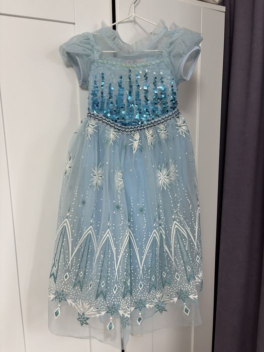 Продам платье эльзы